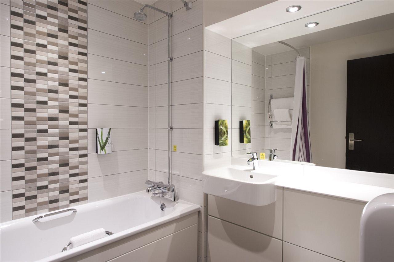 Premier Inn Premier Inn Bideford Eksteriør bilde
